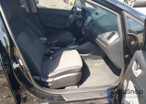 2017 Kia Forte Lx из США, поврежденный, VIN 3KPFL4A77HE141638